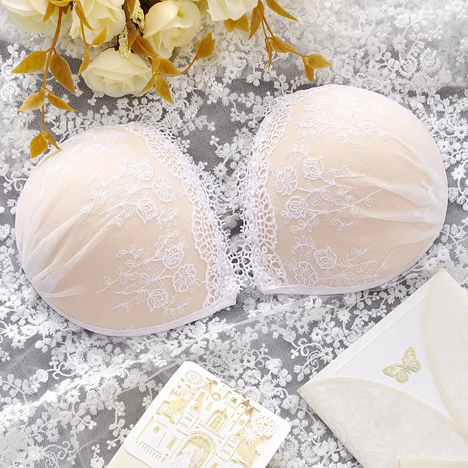 White Lace Push-Up Women's Bra Floral Invisible Bras